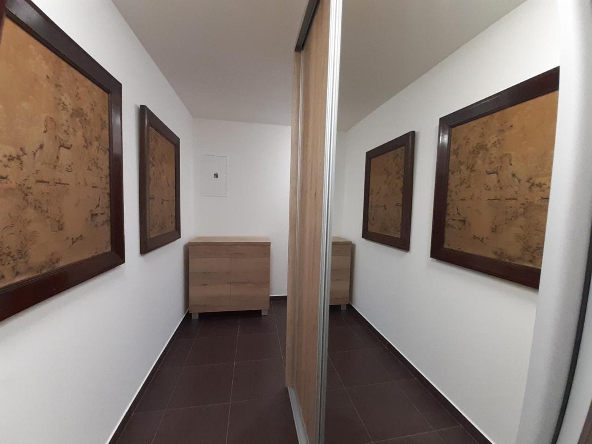 Entrez Radnica Apartment โกชิเซ ภายนอก รูปภาพ