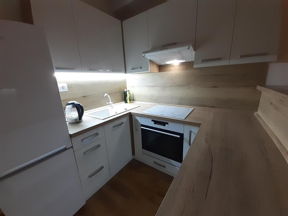 Entrez Radnica Apartment โกชิเซ ภายนอก รูปภาพ